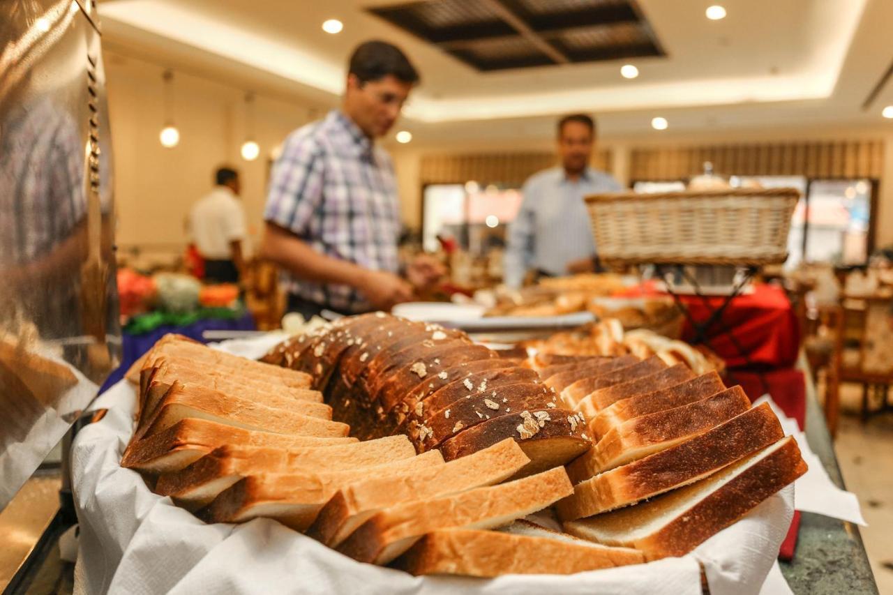 Grand Hotel Kathmandu Ngoại thất bức ảnh