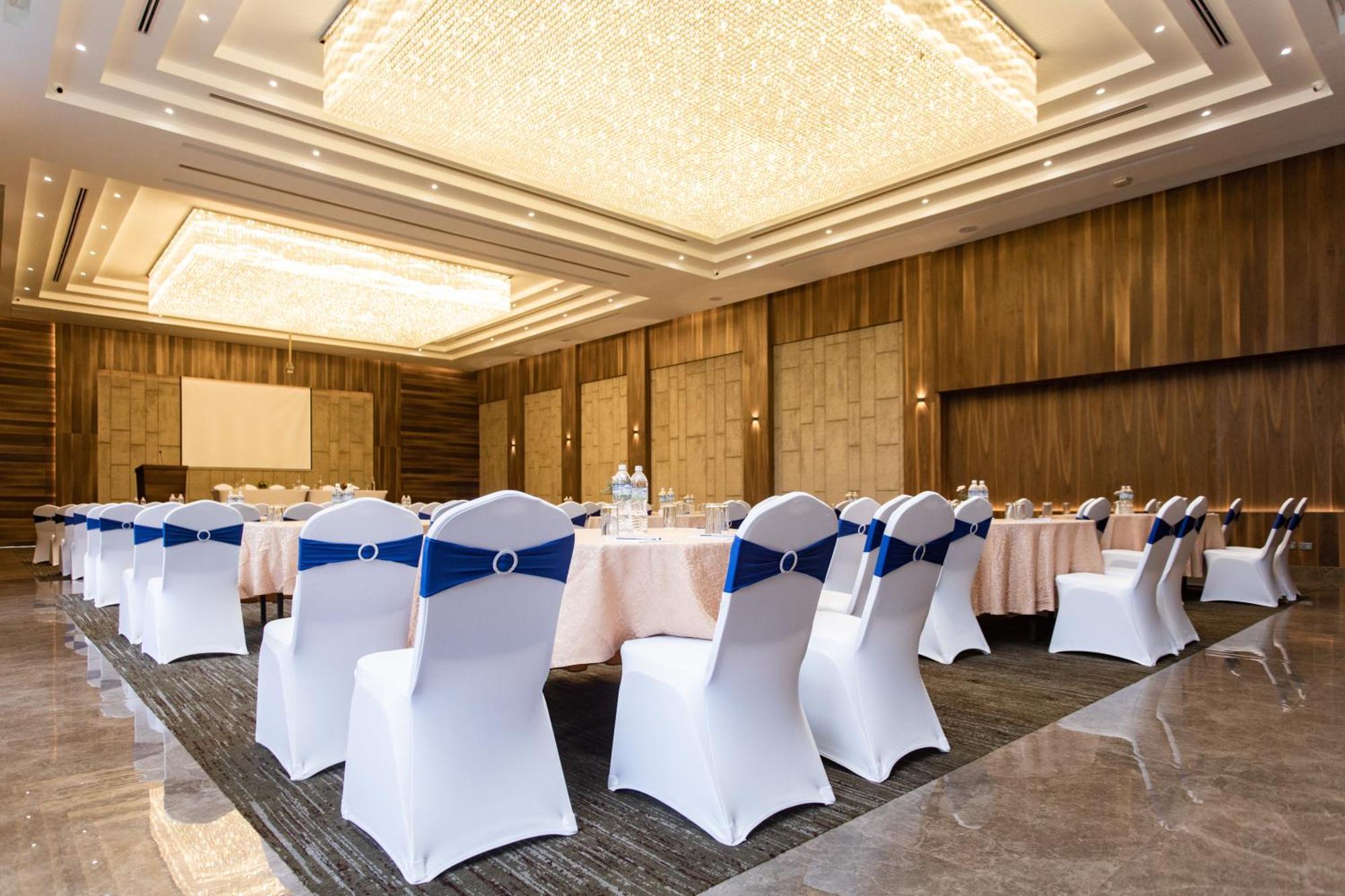 Grand Hotel Kathmandu Ngoại thất bức ảnh