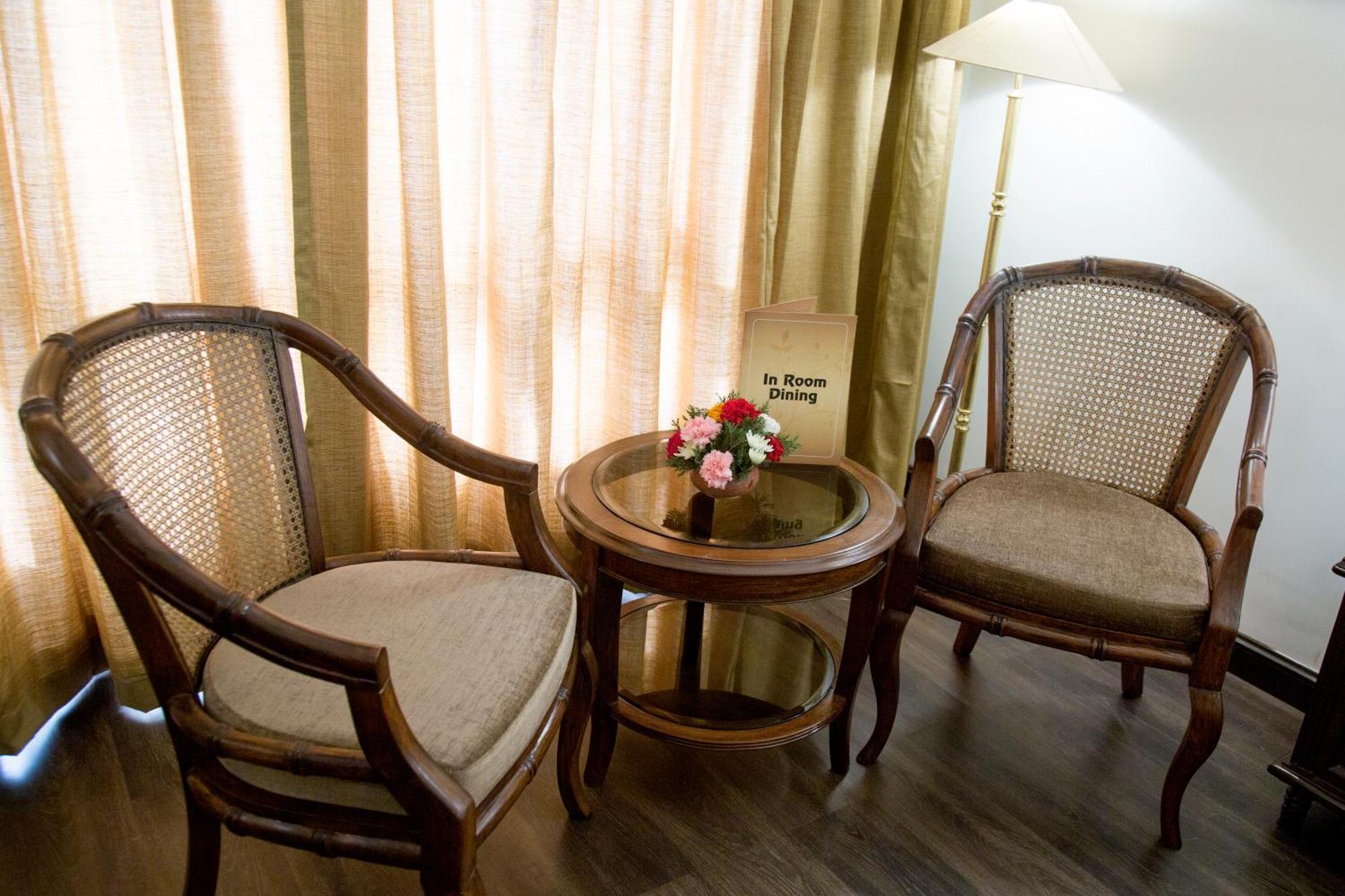Grand Hotel Kathmandu Phòng bức ảnh