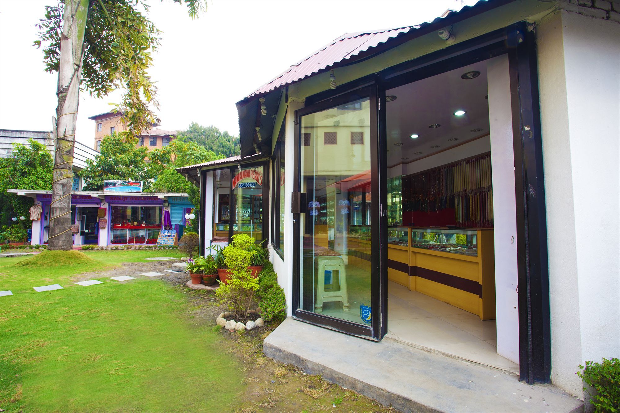 Grand Hotel Kathmandu Ngoại thất bức ảnh